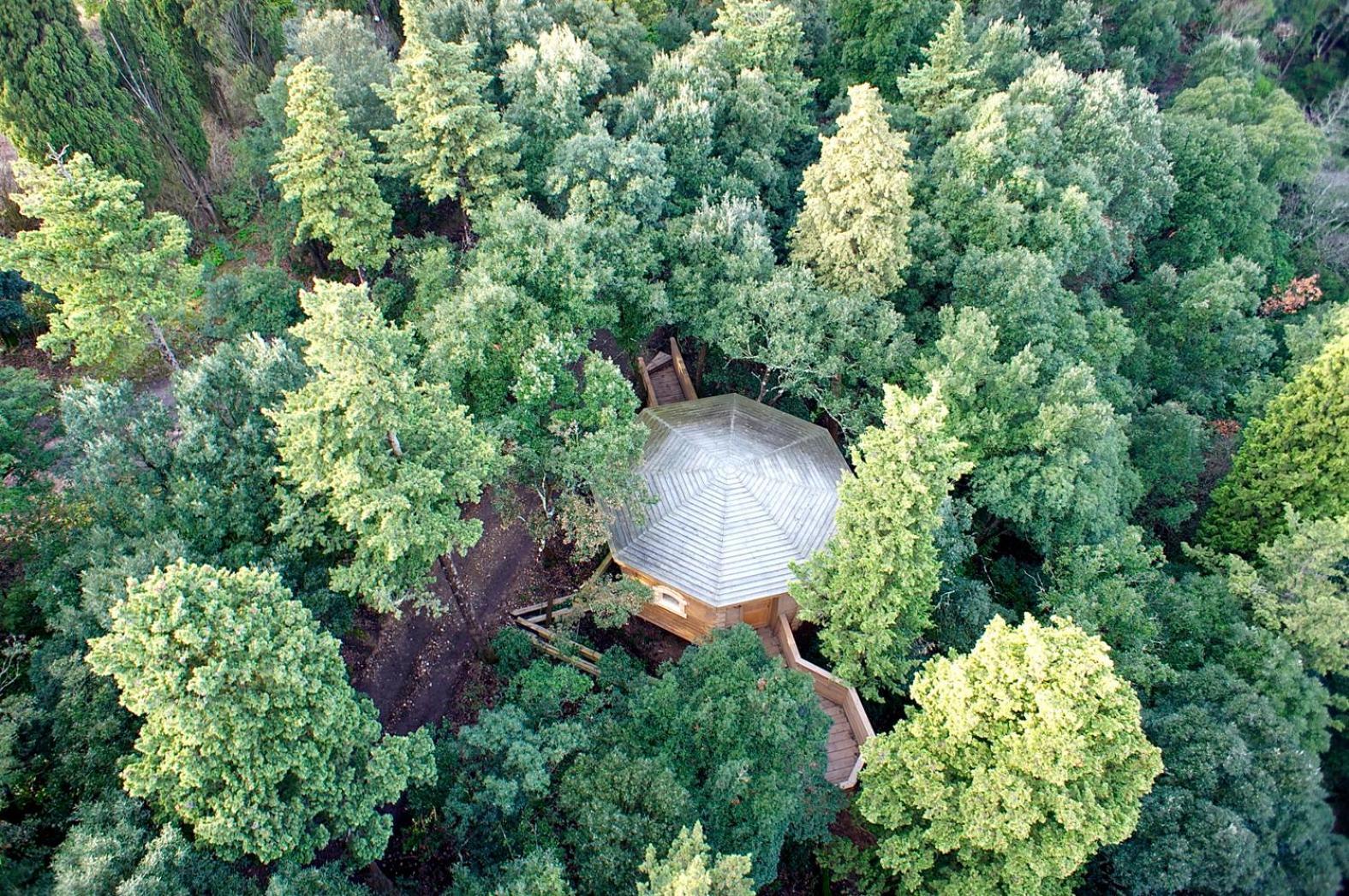 Les Cabanes Dans Les Bois Logis Hotel Villedubert Ngoại thất bức ảnh