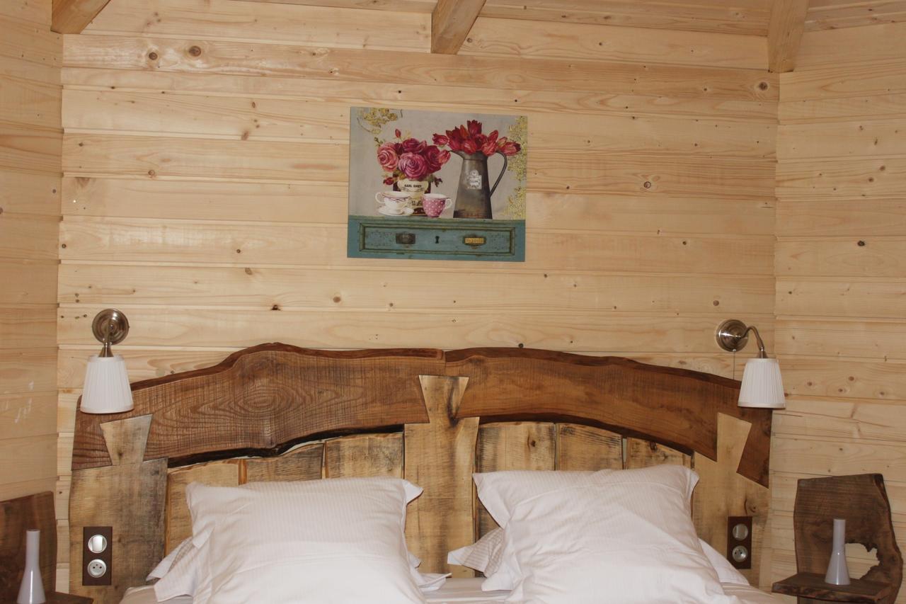 Les Cabanes Dans Les Bois Logis Hotel Villedubert Phòng bức ảnh